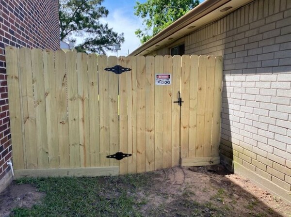 Fence Installation Services in Houston, TX (1)